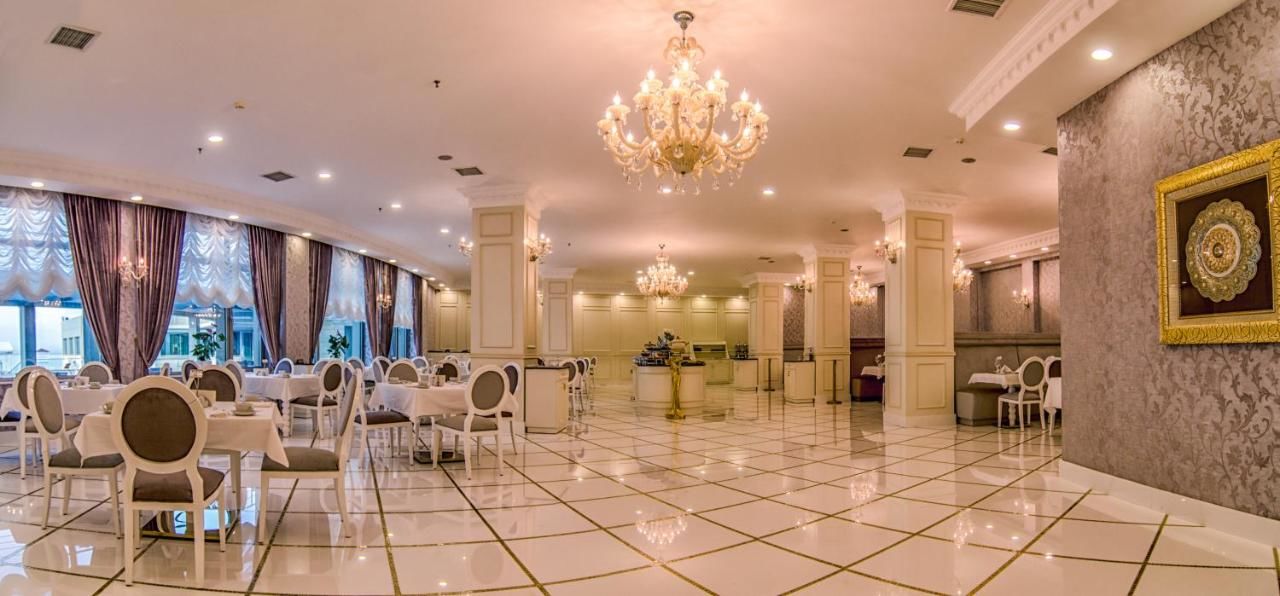Отель Ramada Baku Hotel Баку-27