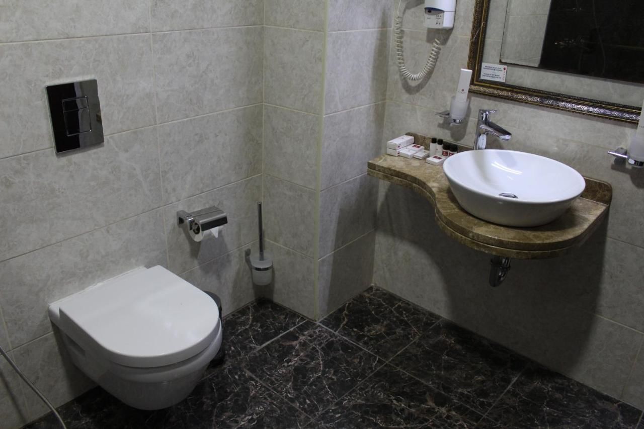 Отель Ramada Baku Hotel Баку
