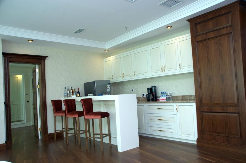 Отель Ramada Baku Hotel Баку