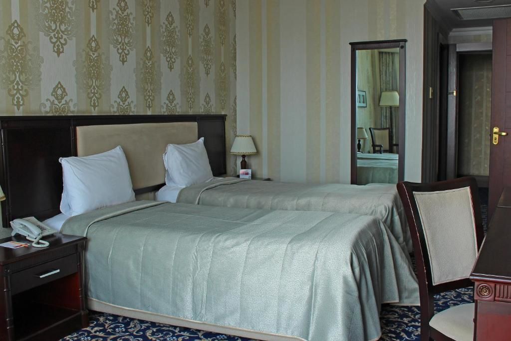 Отель Ramada Baku Hotel Баку