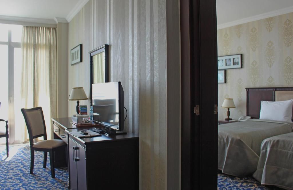 Отель Ramada Baku Hotel Баку