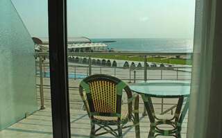 Отель Ramada Baku Hotel Баку Семейный номер с видом на море-6