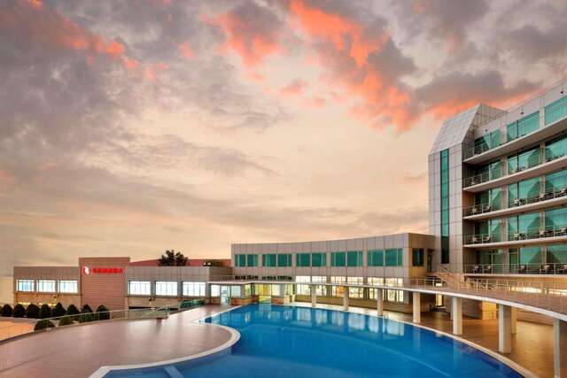 Отель Ramada Baku Hotel Баку-3