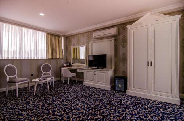 Отель Ramada Baku Hotel Баку-31