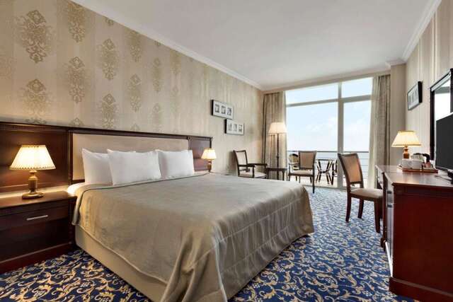 Отель Ramada Baku Hotel Баку-32