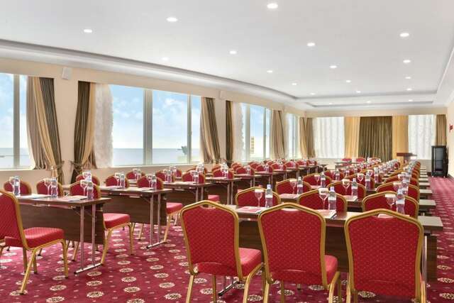 Отель Ramada Baku Hotel Баку-34