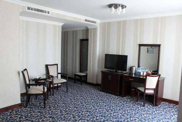 Отель Ramada Baku Hotel Баку-7